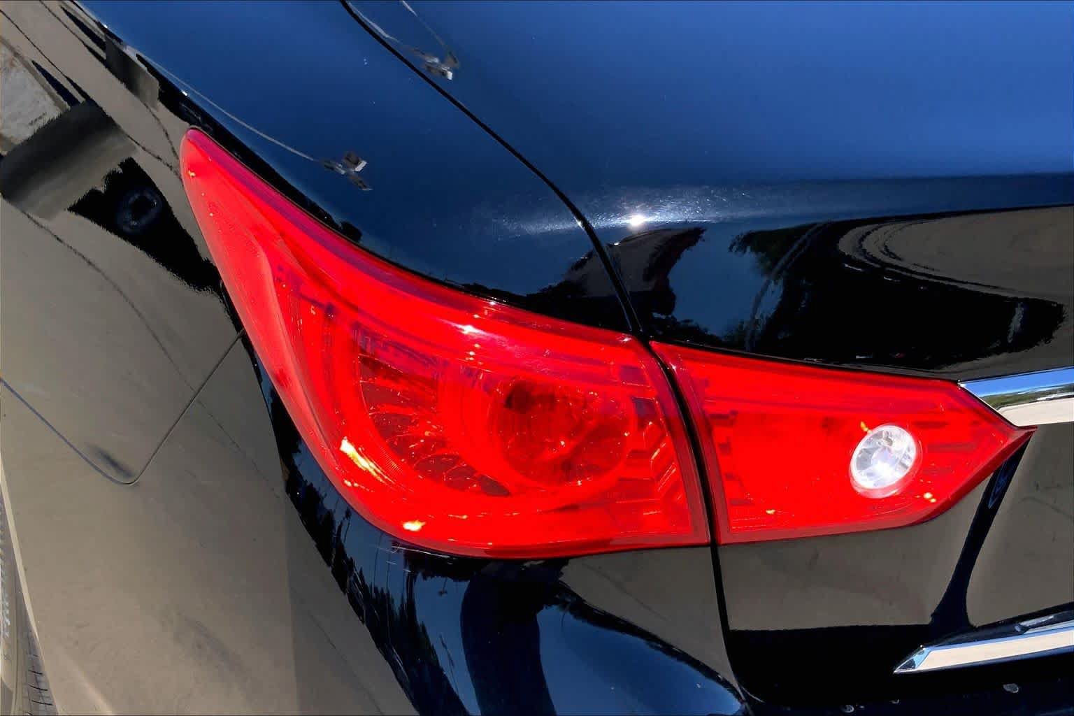 Used 2017 INFINITI Q50 2.0t RWD image 27