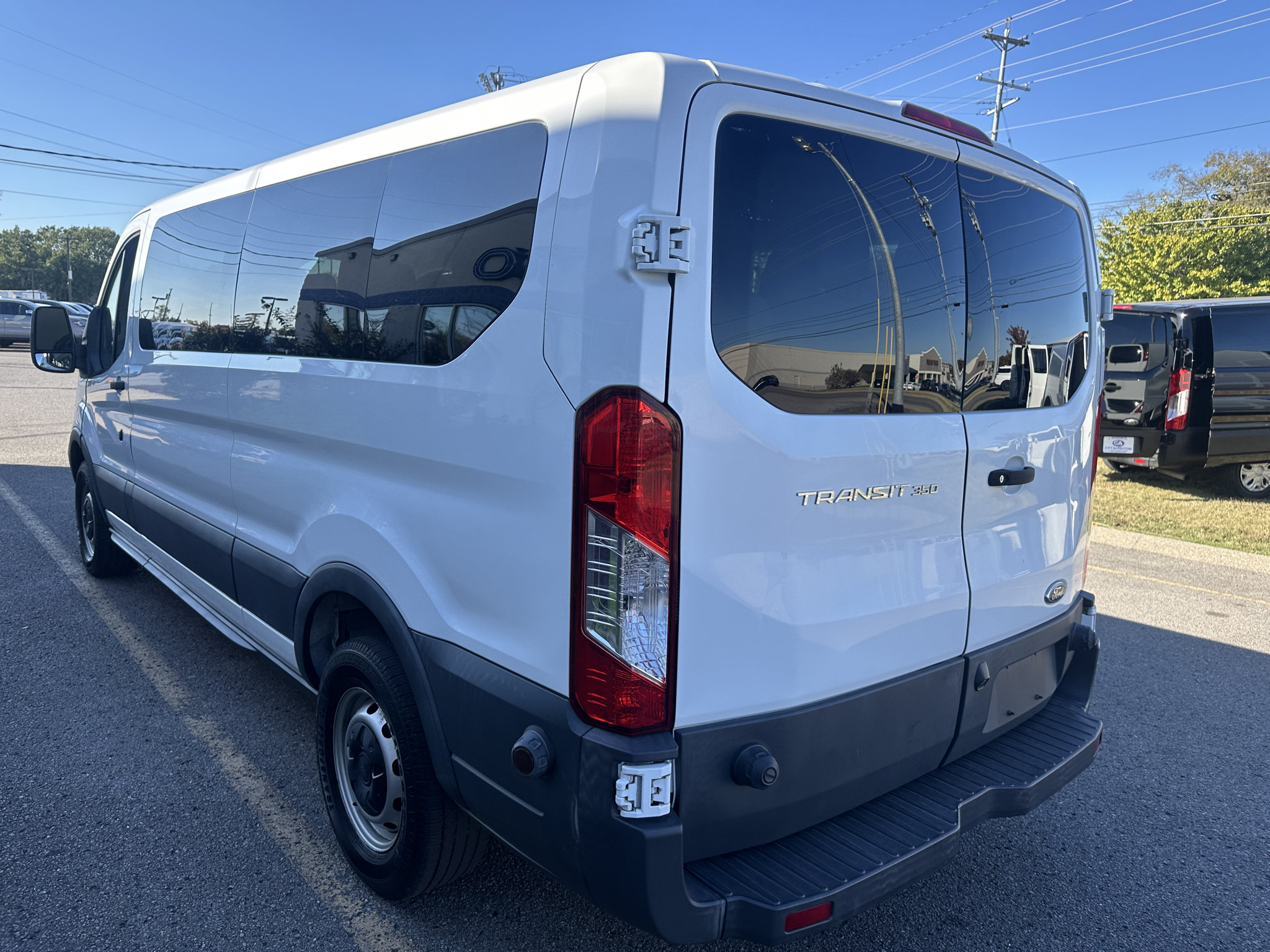 Used 2018 Ford Transit 350 XL RWD image 6