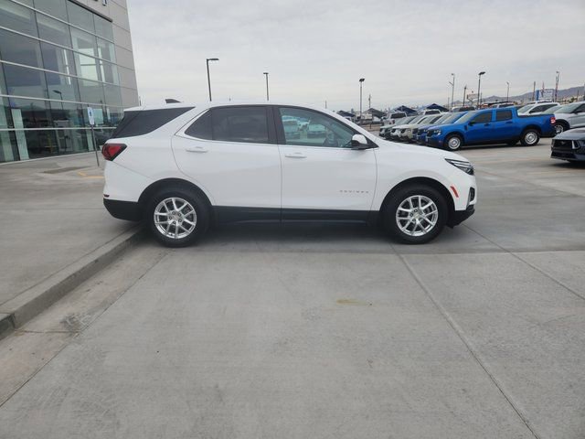 Used 2022 Chevrolet Equinox LT AWD/4WD image 4