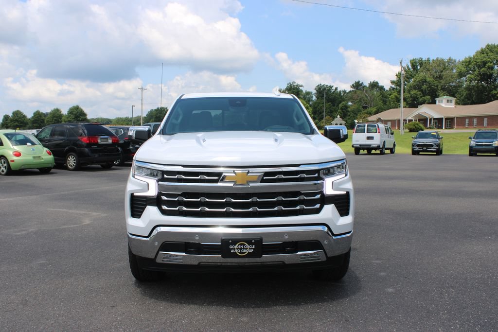 New 2026 Chevrolet Silverado 1500 LTZ w/ LTZ Premium Package AWD/4WD image 3