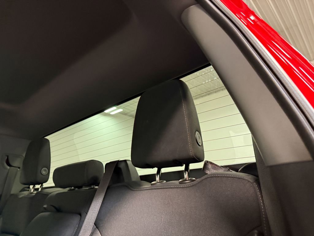 Used 2020 GMC Sierra 1500 Elevation w/ Elevation Value Package image 9