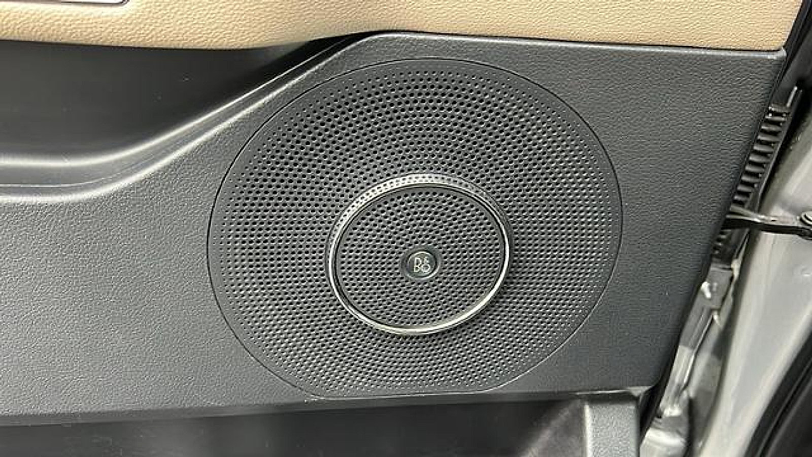 Used 2024 Ford Expedition Limited image 18