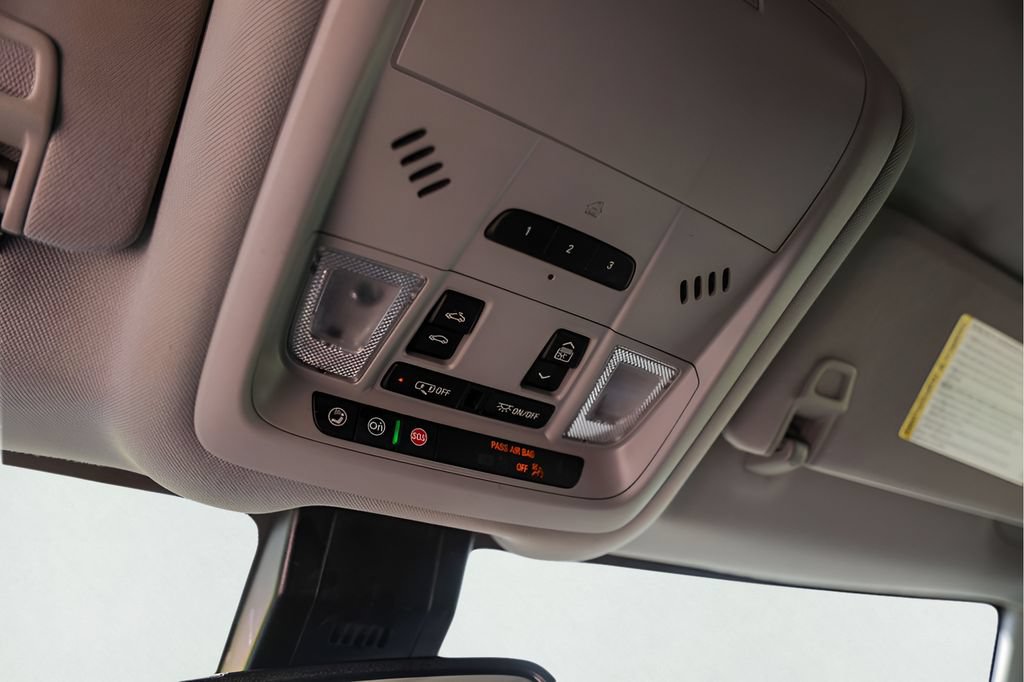 Used 2024 GMC Terrain AT4 w/ Infotainment Package II AWD/4WD image 22