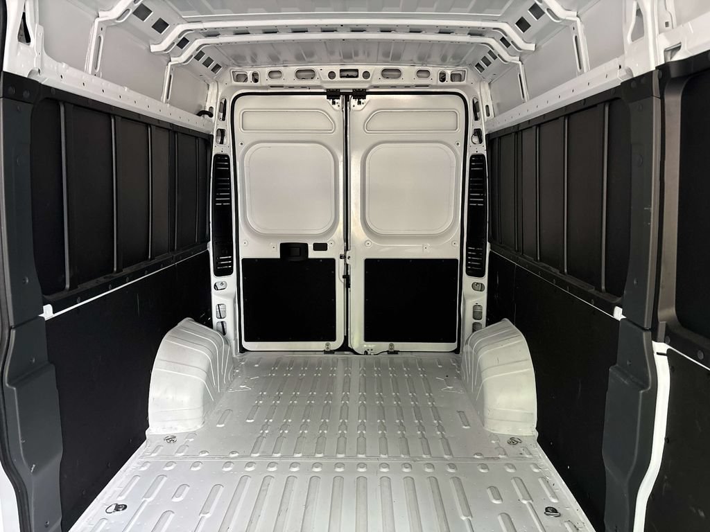 Used 2026 RAM ProMaster 2500 w/ Convenience Group FWD image 25
