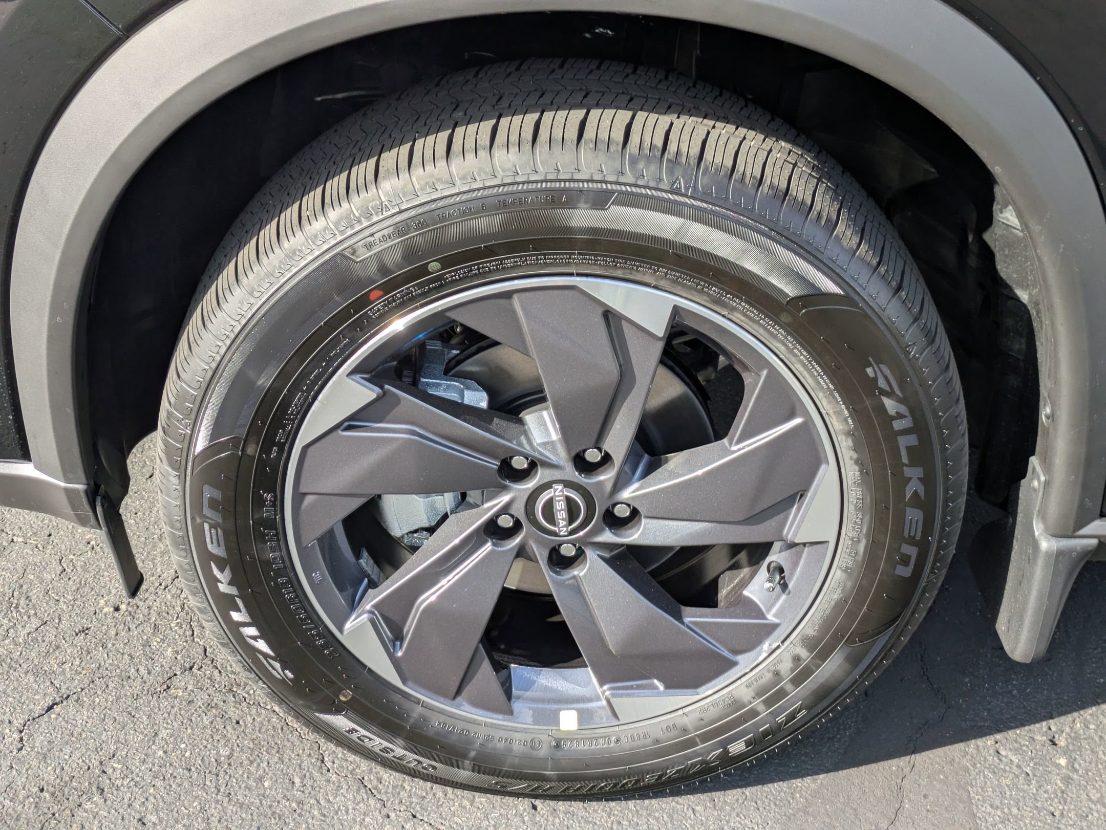 New 2026 Nissan Rogue SV image 11