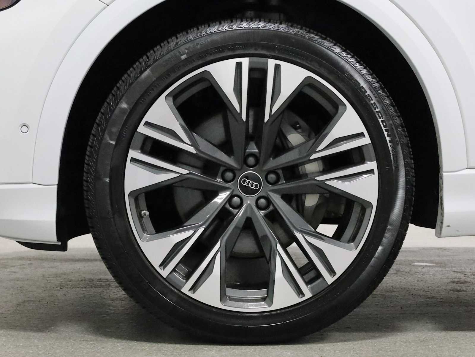 Certified 2026 Audi Q8 Premium Plus AWD/4WD image 38
