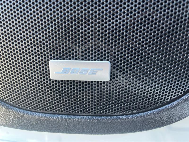 Used 2020 GMC Acadia SLT image 12