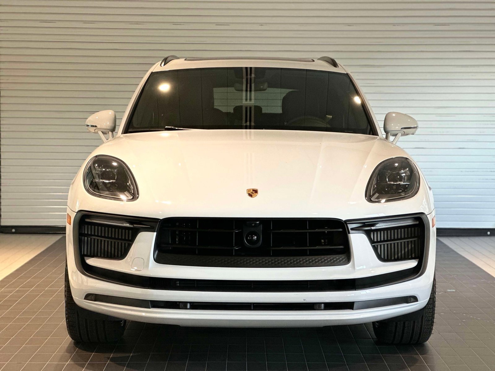 New 2026 Porsche Macan S image 10