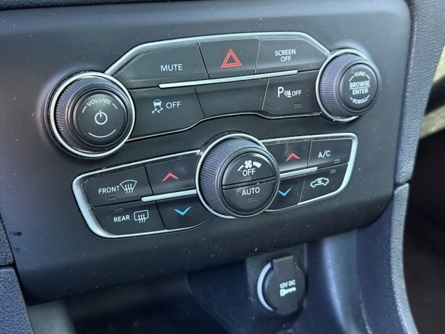 Used 2018 Dodge Charger SXT Plus w/ Driver Confidence Group image 28