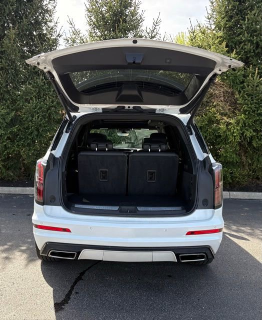 Used 2023 Cadillac XT6 Sport w/ Technology Package image 5
