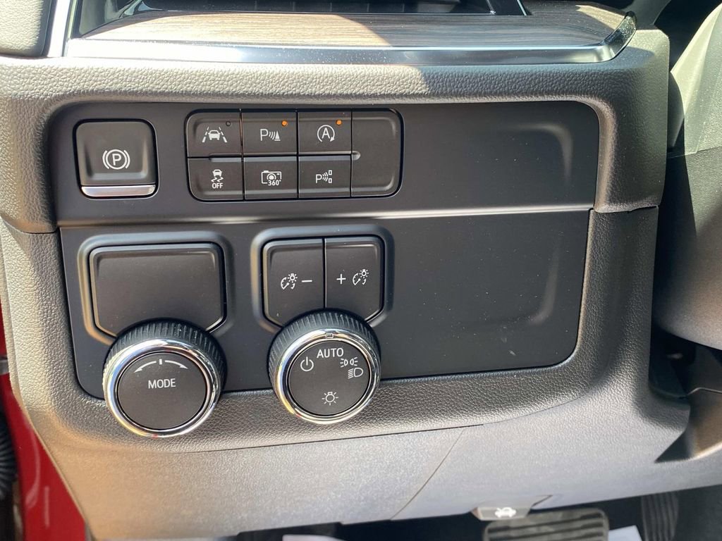 New 2025 Chevrolet Tahoe LS image 19