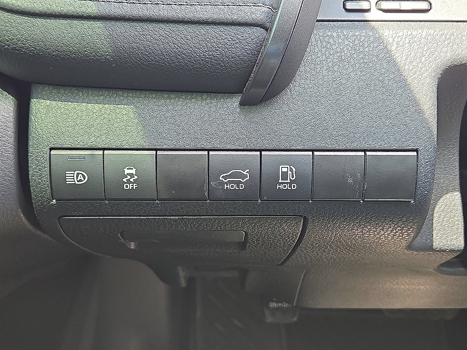 Used 2024 Toyota Camry LE FWD image 23