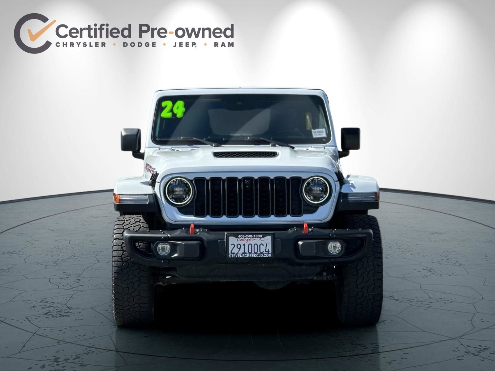 Used 2024 Jeep Gladiator Mojave AWD/4WD image 9