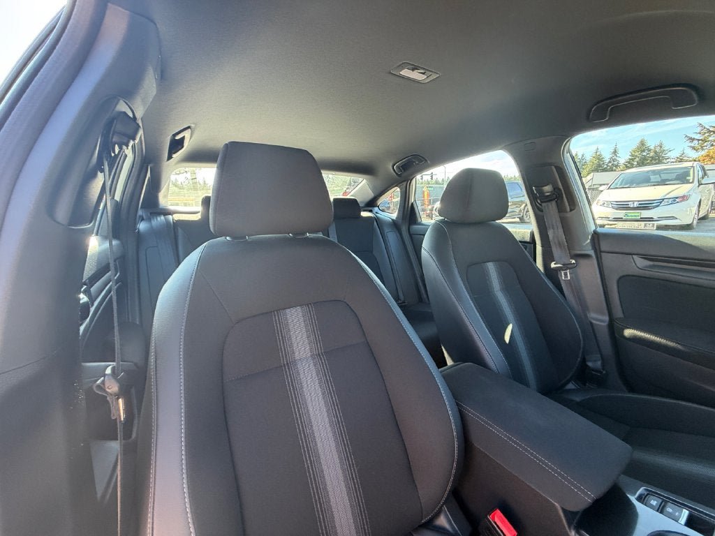 Used 2023 Honda Civic Sport image 27