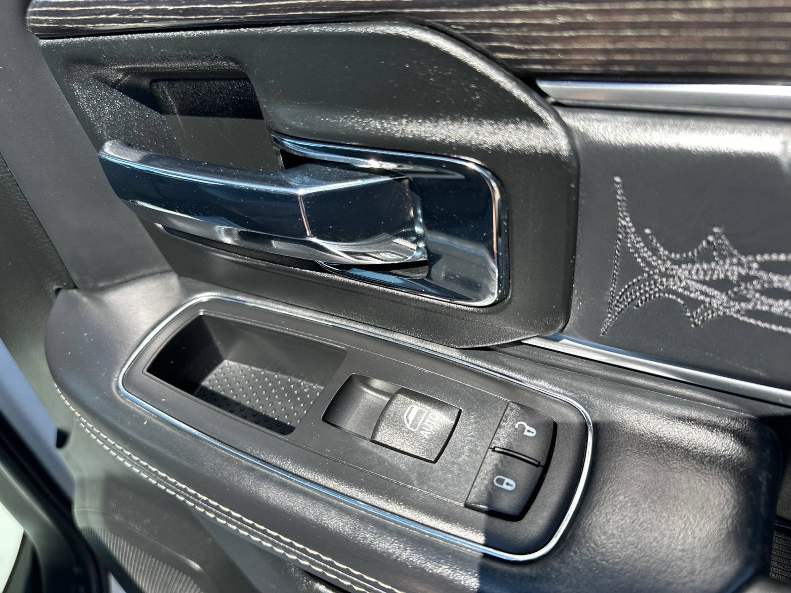 Used 2017 RAM 1500 Limited AWD/4WD image 49