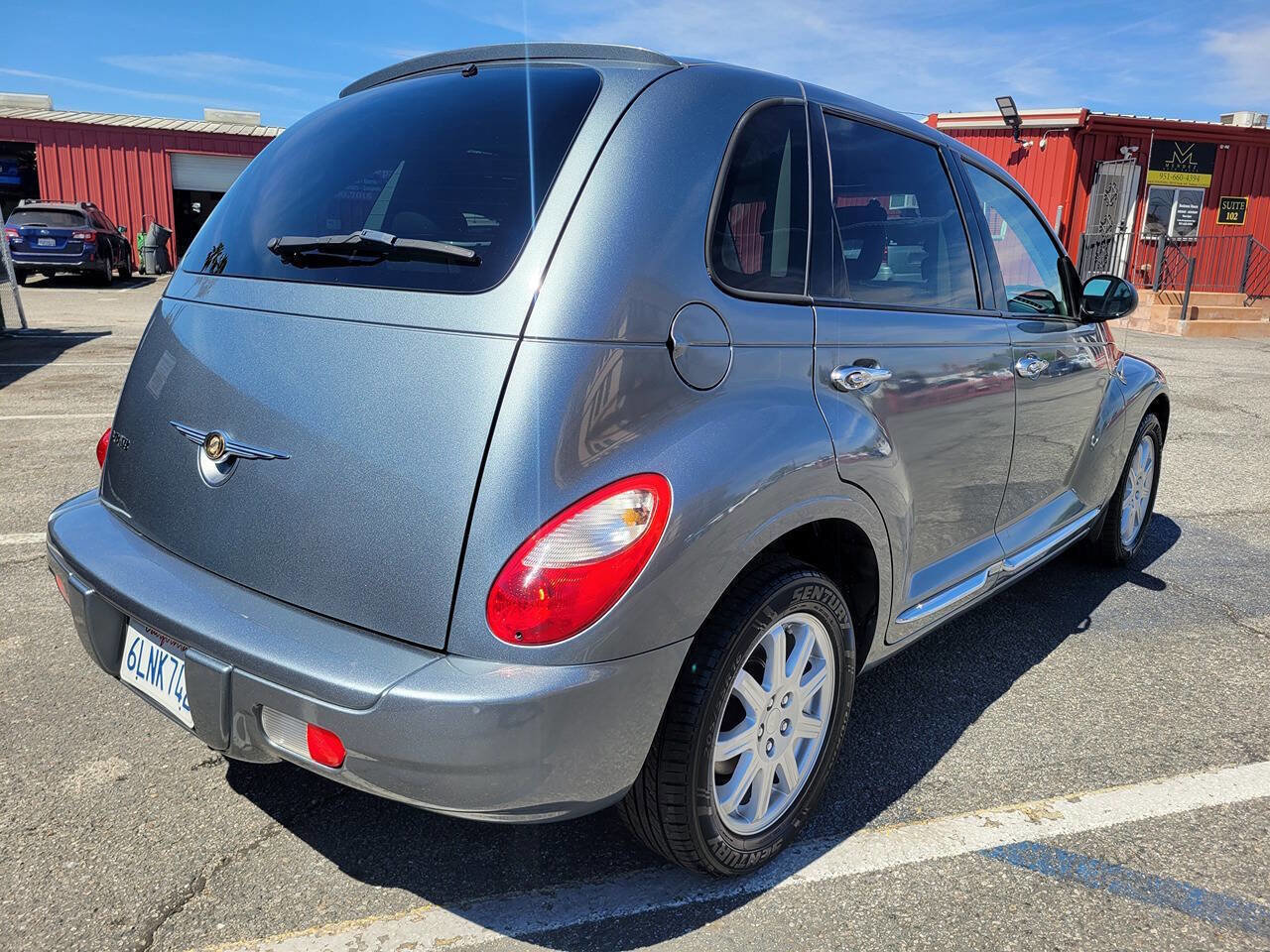 Used 2010 Chrysler PT Cruiser image 5
