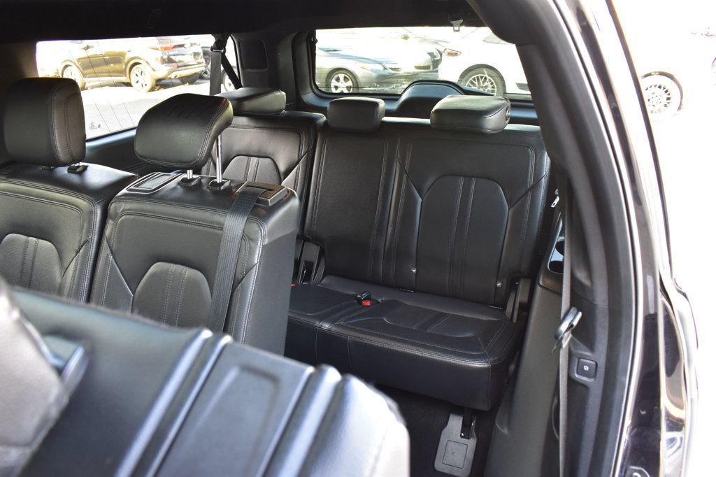 Used 2019 Ford Expedition Max Limited RWD image 26