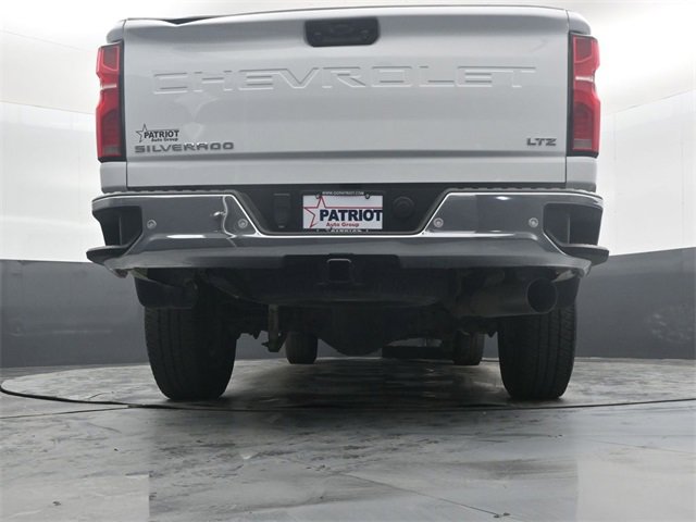 Used 2024 Chevrolet Silverado 2500 LTZ w/ LTZ Convenience Package image 43