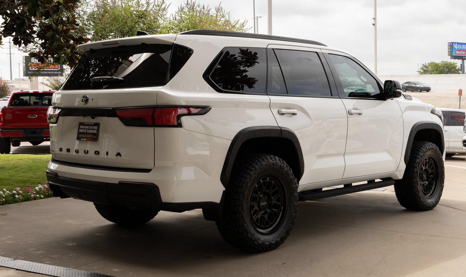 Used 2023 Toyota Sequoia TRD Pro AWD/4WD image 10