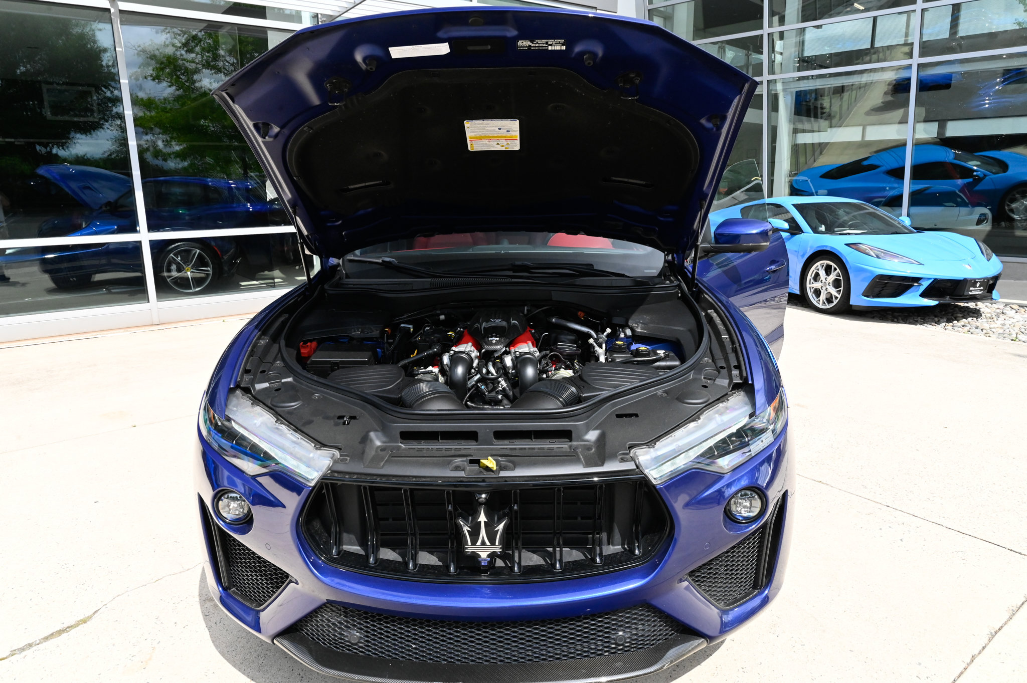Used 2023 Maserati Levante Trofeo AWD/4WD image 65