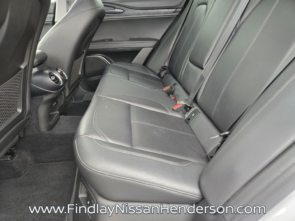 Used 2020 Alfa Romeo Stelvio RWD image 11