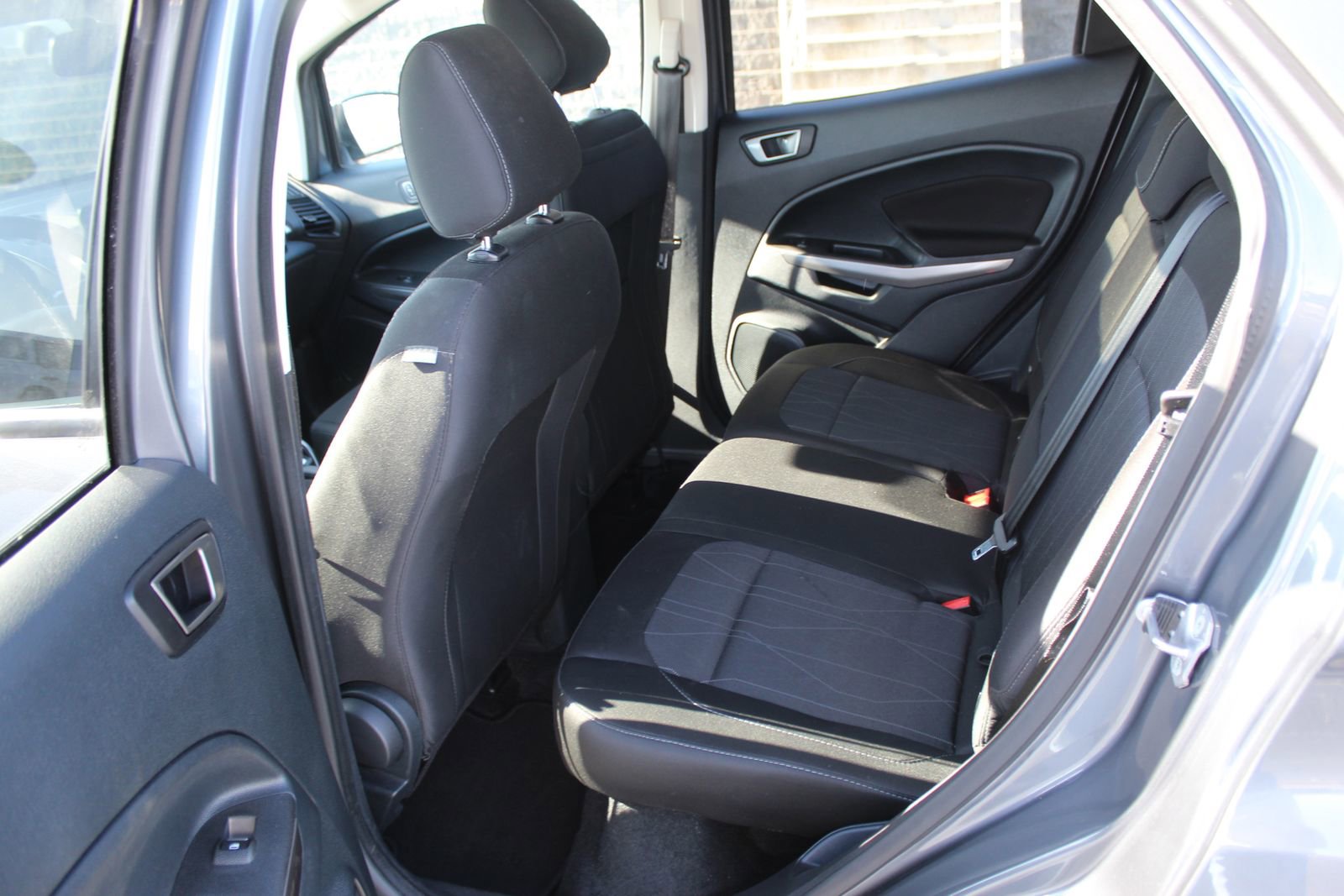 Used 2021 Ford EcoSport SE image 15