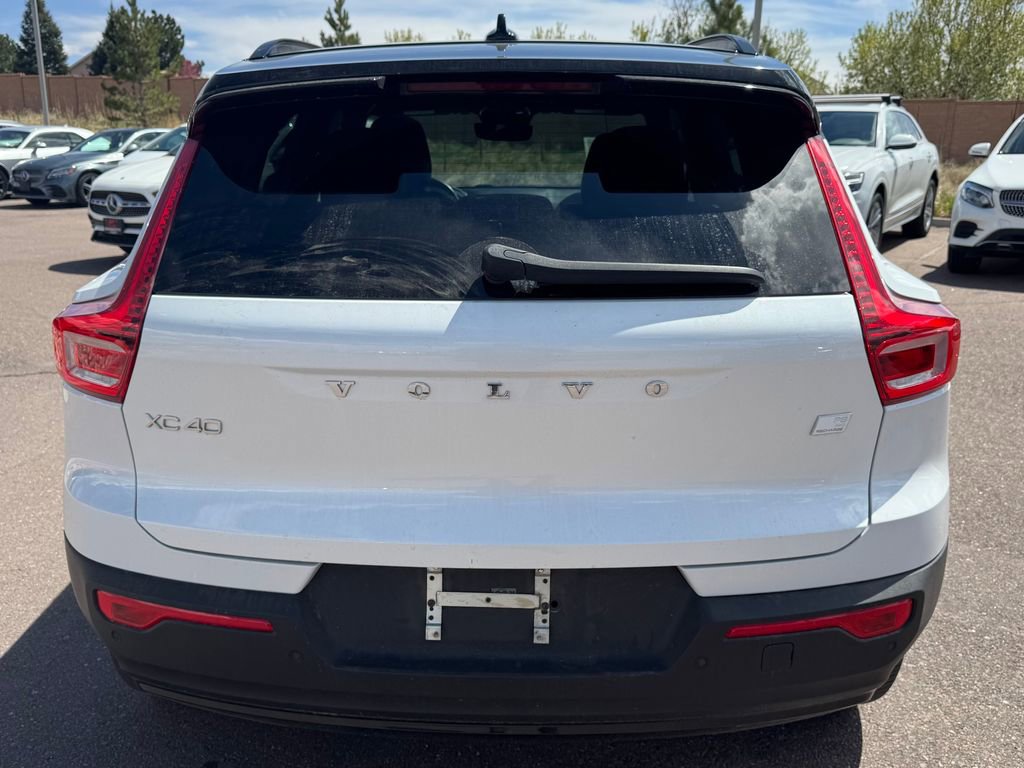 Used 2021 Volvo XC40 P8 Recharge w/ Advanced Package image 5