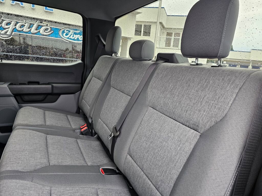 New 2026 Ford F350 XL w/ XL Chrome Package image 9