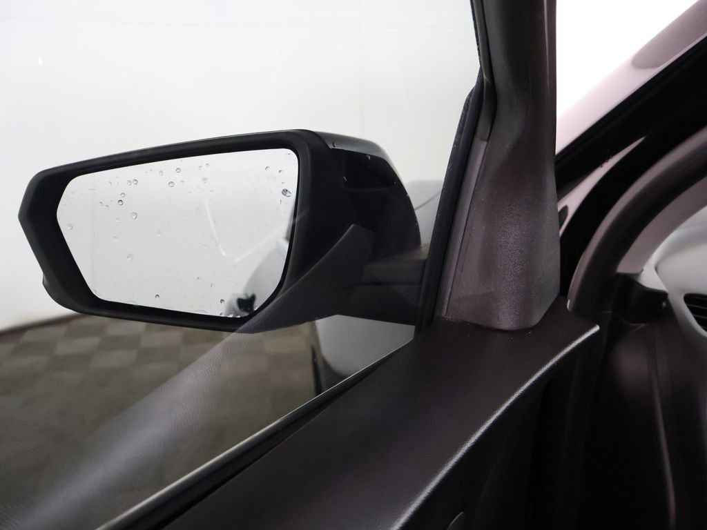 Used 2021 Chevrolet Equinox LT FWD image 31