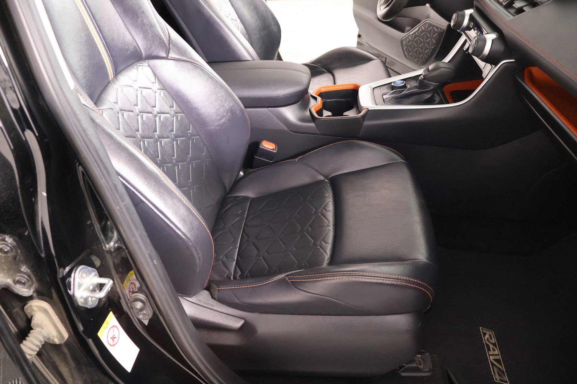 Used 2019 Toyota RAV4 Adventure image 12