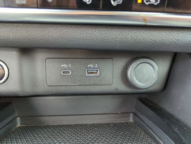 Certified 2022 Nissan Rogue SV image 33