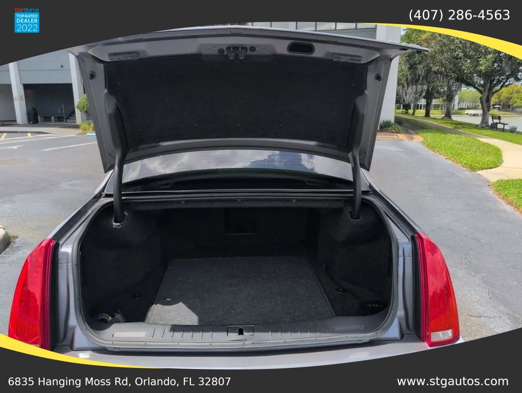 Used 2007 Cadillac DTS w/ Trunk Convenience Package image 33