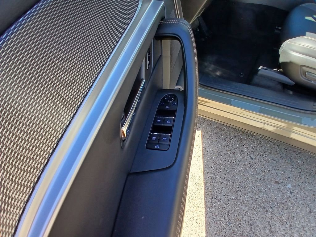 Used 2025 MAZDA CX-70 Plug-In Hybrid w/ Premium Plus image 10