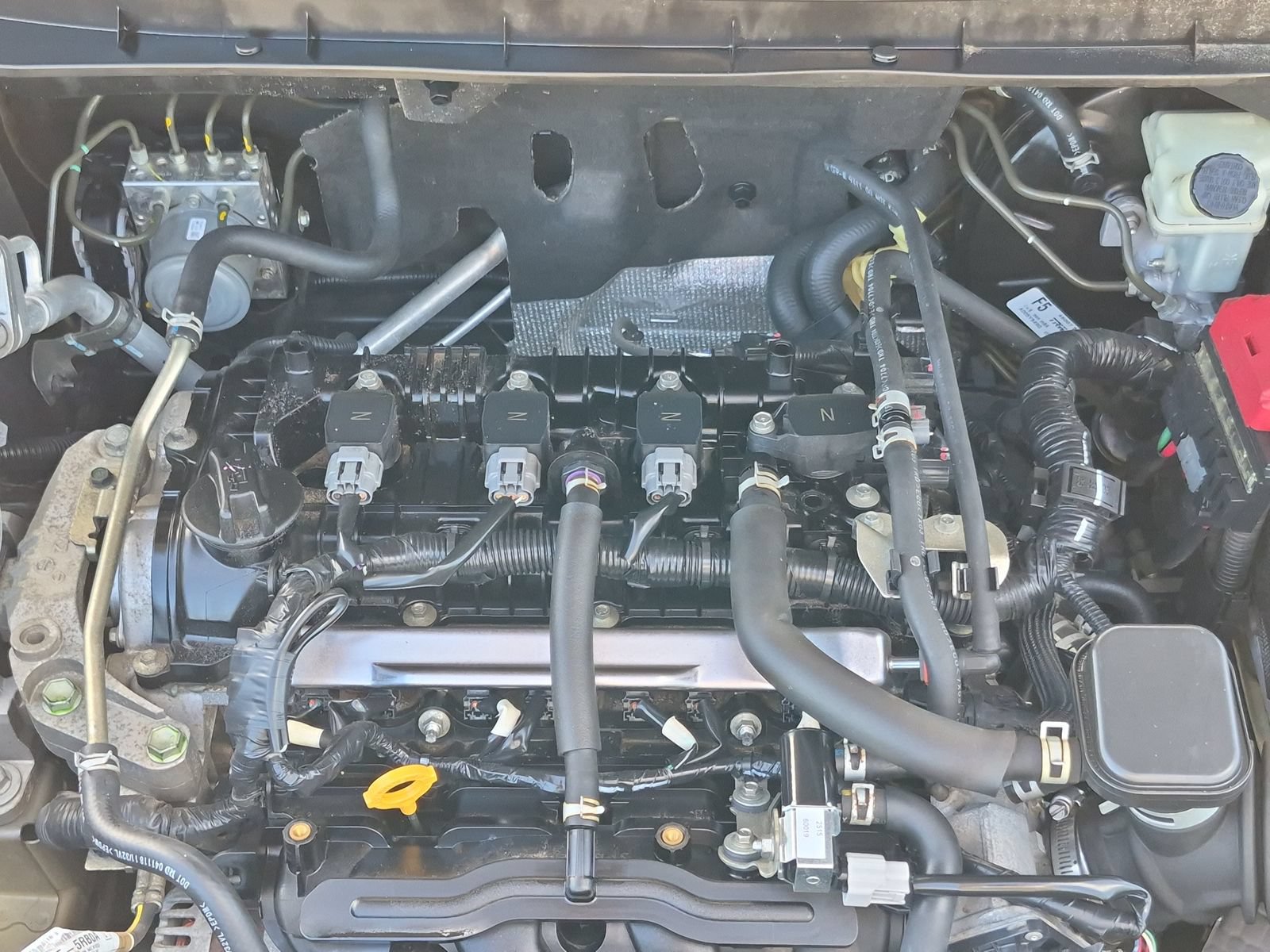 Used 2019 Nissan Kicks SR FWD image 21