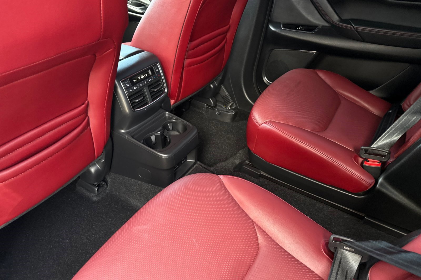 Used 2023 MAZDA CX-9 Carbon Edition image 26