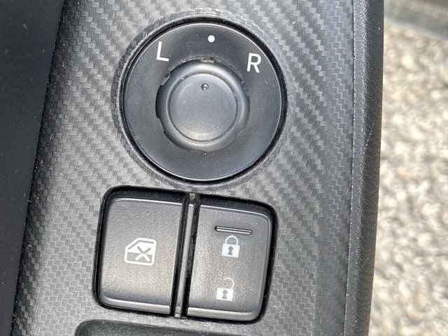Used 2021 MAZDA MX-5 Miata RF Grand Touring RWD image 10