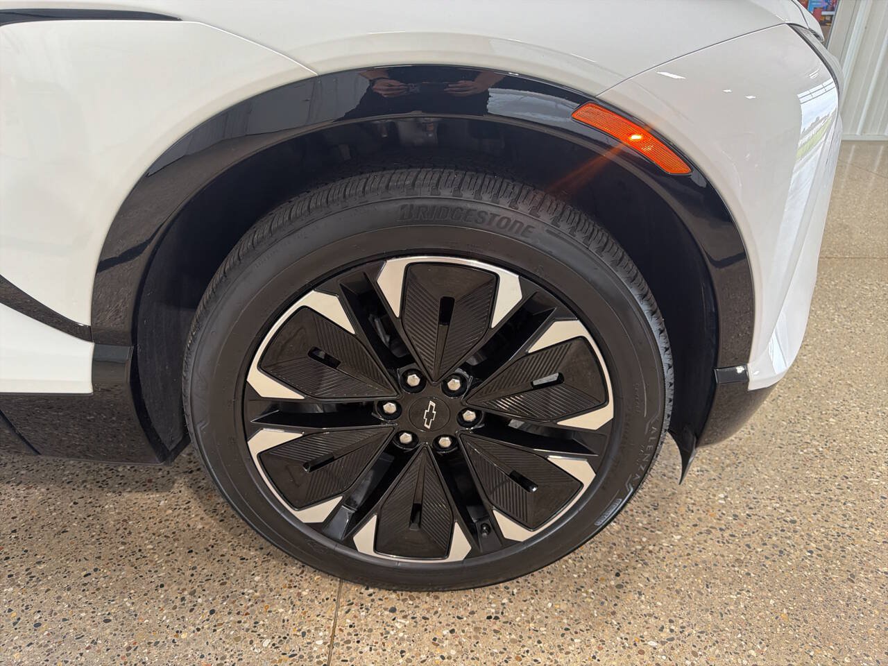 Used 2024 Chevrolet Blazer EV RS AWD/4WD image 30