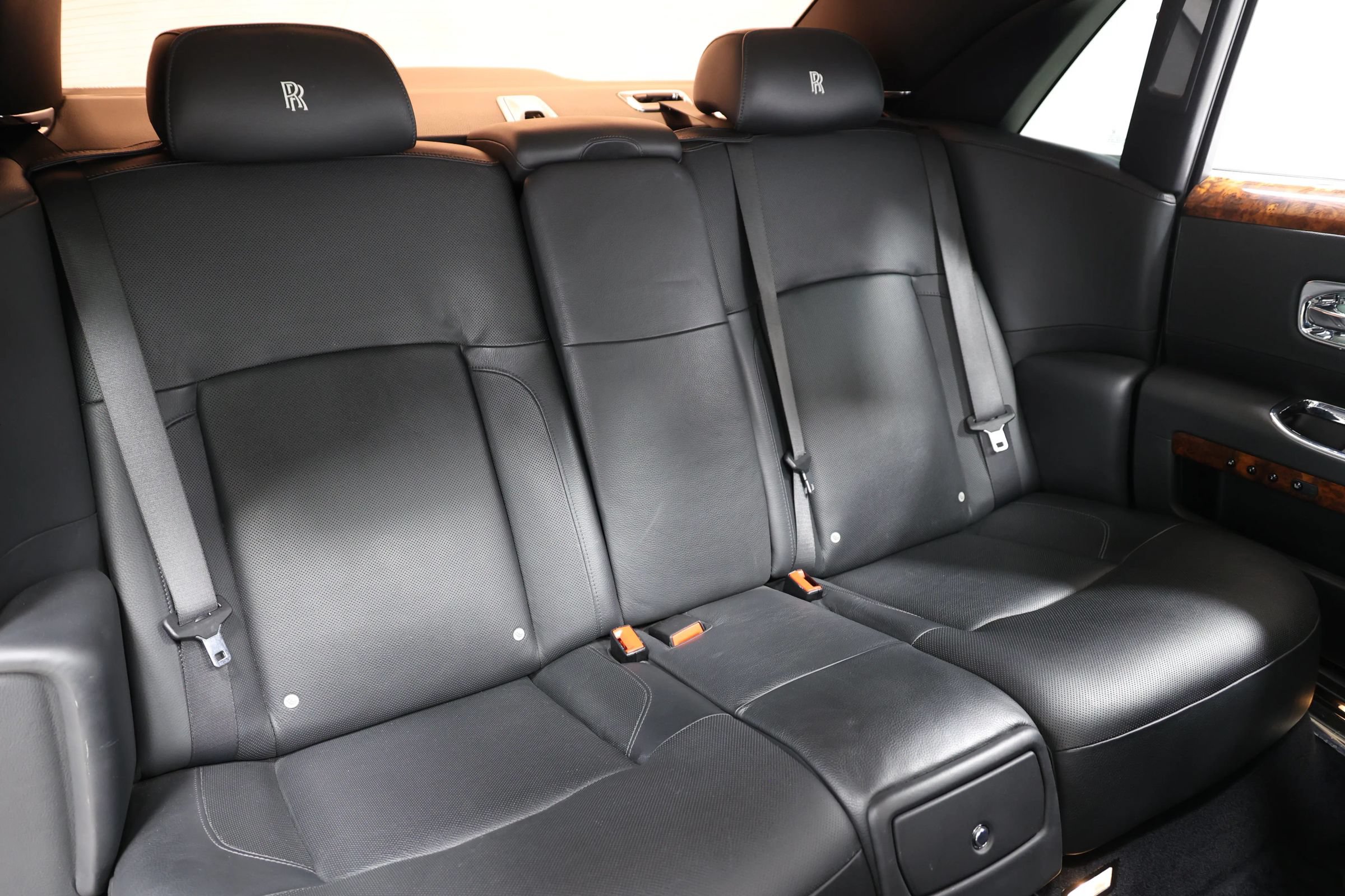 Used 2013 Rolls-Royce Ghost RWD image 98