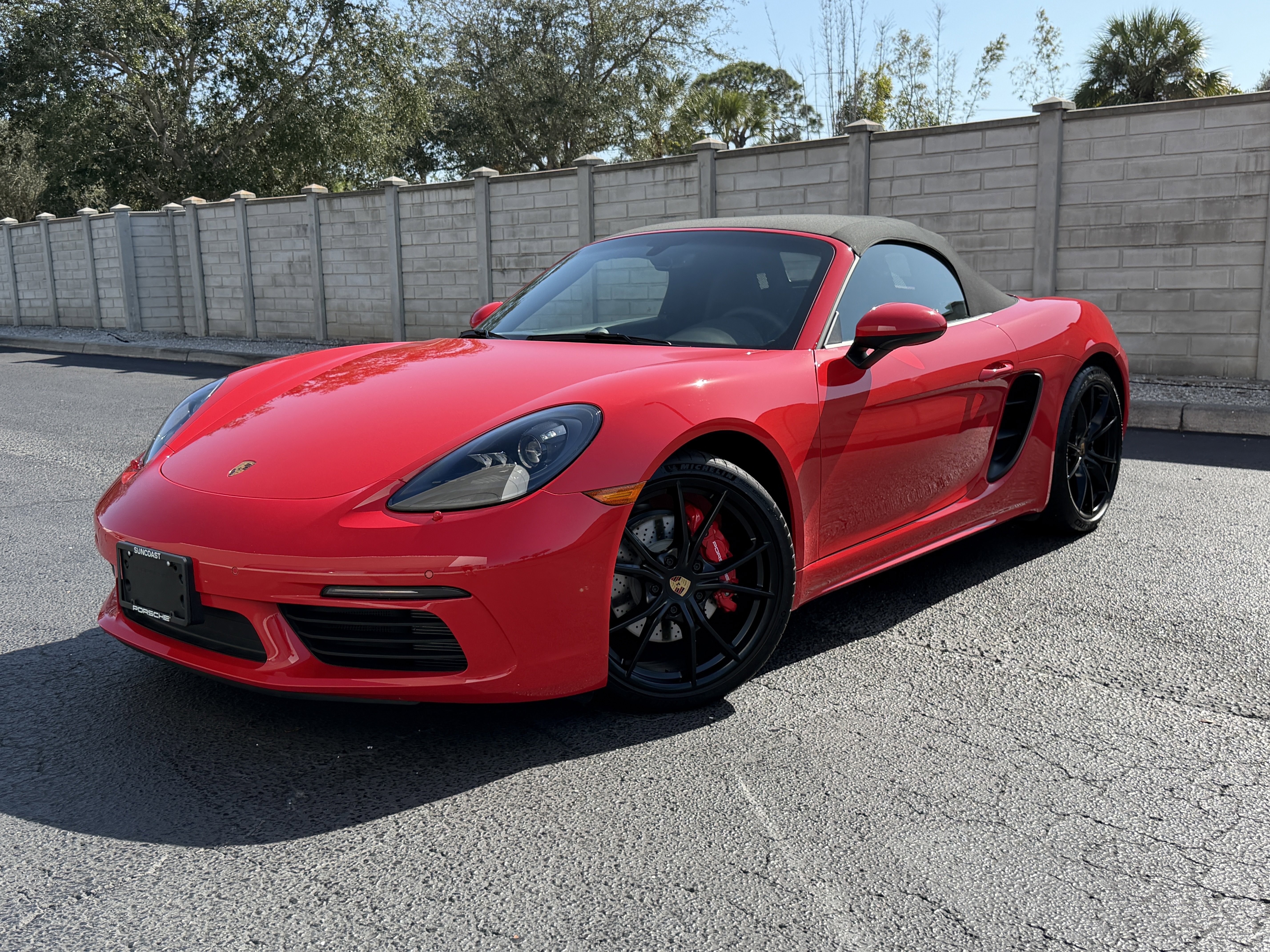 Certified 2025 Porsche 718 Boxster S image 1
