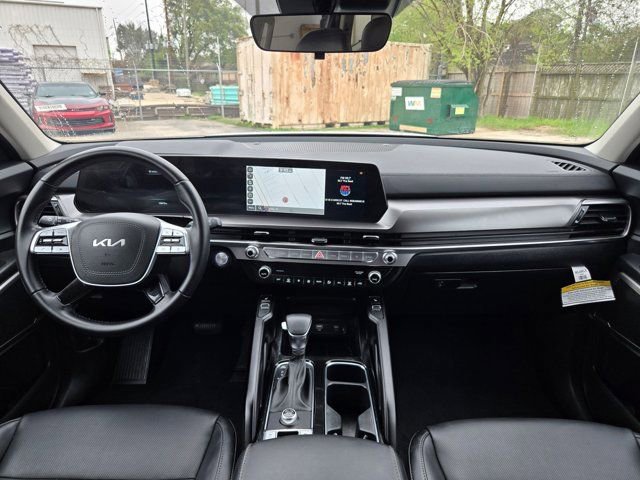 Used 2025 Kia Telluride S image 25