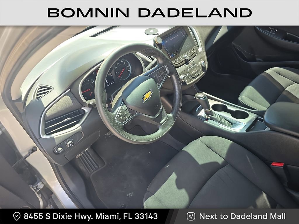 Used 2019 Chevrolet Malibu LS image 19
