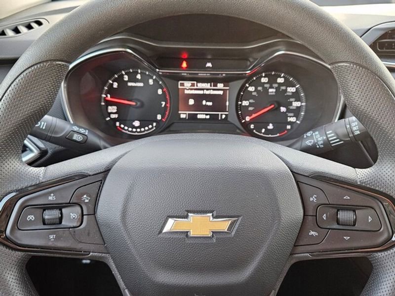 Certified 2023 Chevrolet TrailBlazer LT w/ Convenience Package image 21