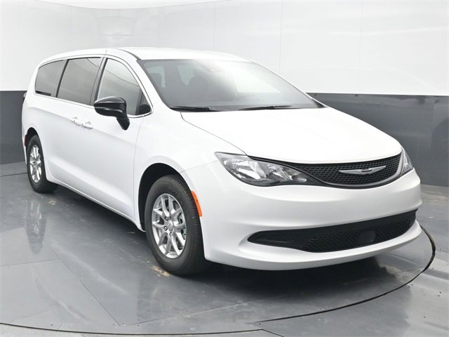 New 2026 Chrysler Voyager LX