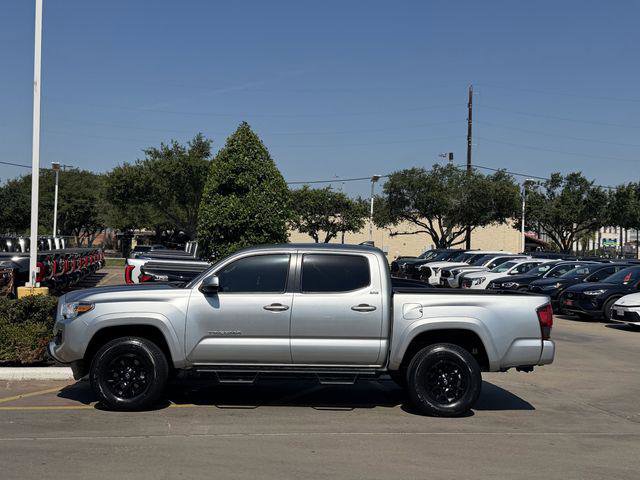 Certified 2022 Toyota Tacoma SR5 w/ Technology Package RWD image 4