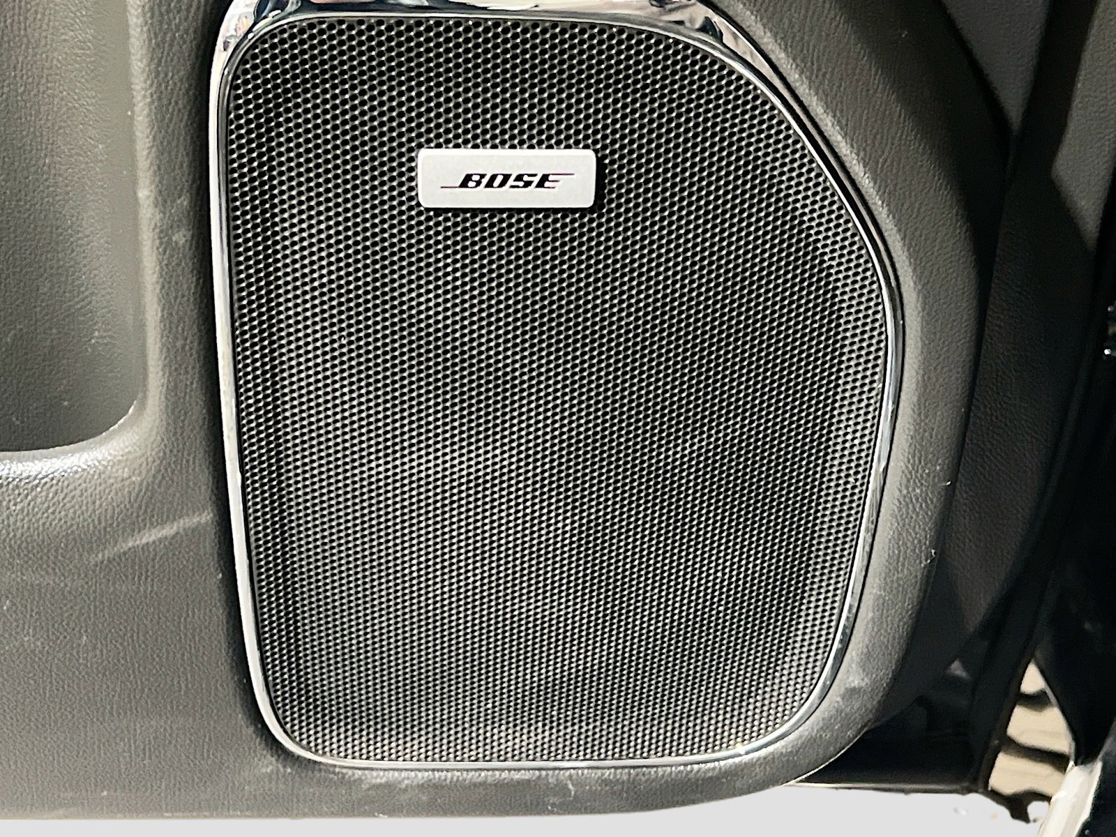 Used 2017 GMC Sierra 1500 SLT w/ SLT Premium Package image 15