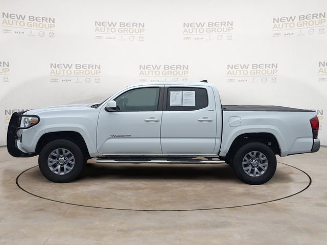 Used 2019 Toyota Tacoma SR5 RWD image 2