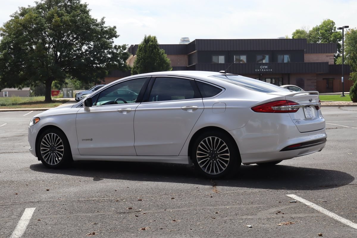 Used 2017 Ford Fusion Titanium FWD image 7