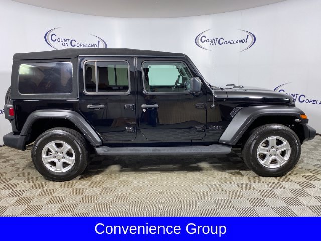 Used 2022 Jeep Wrangler Unlimited Sport AWD/4WD image 9