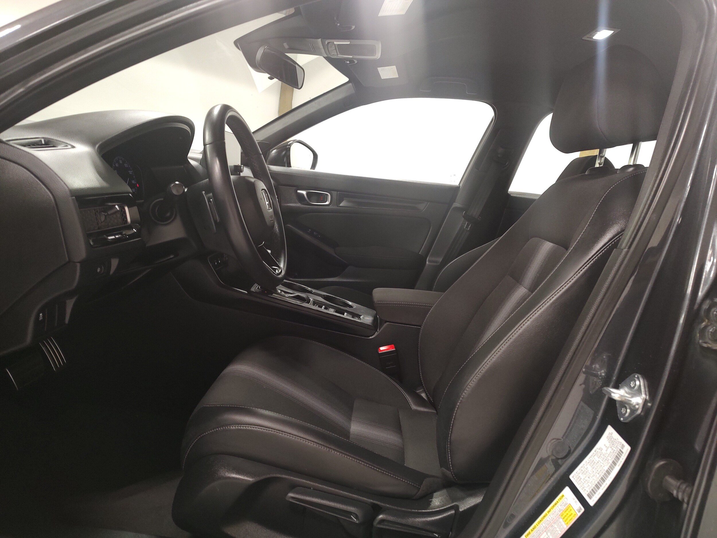 Used 2025 Honda Civic Sport image 10