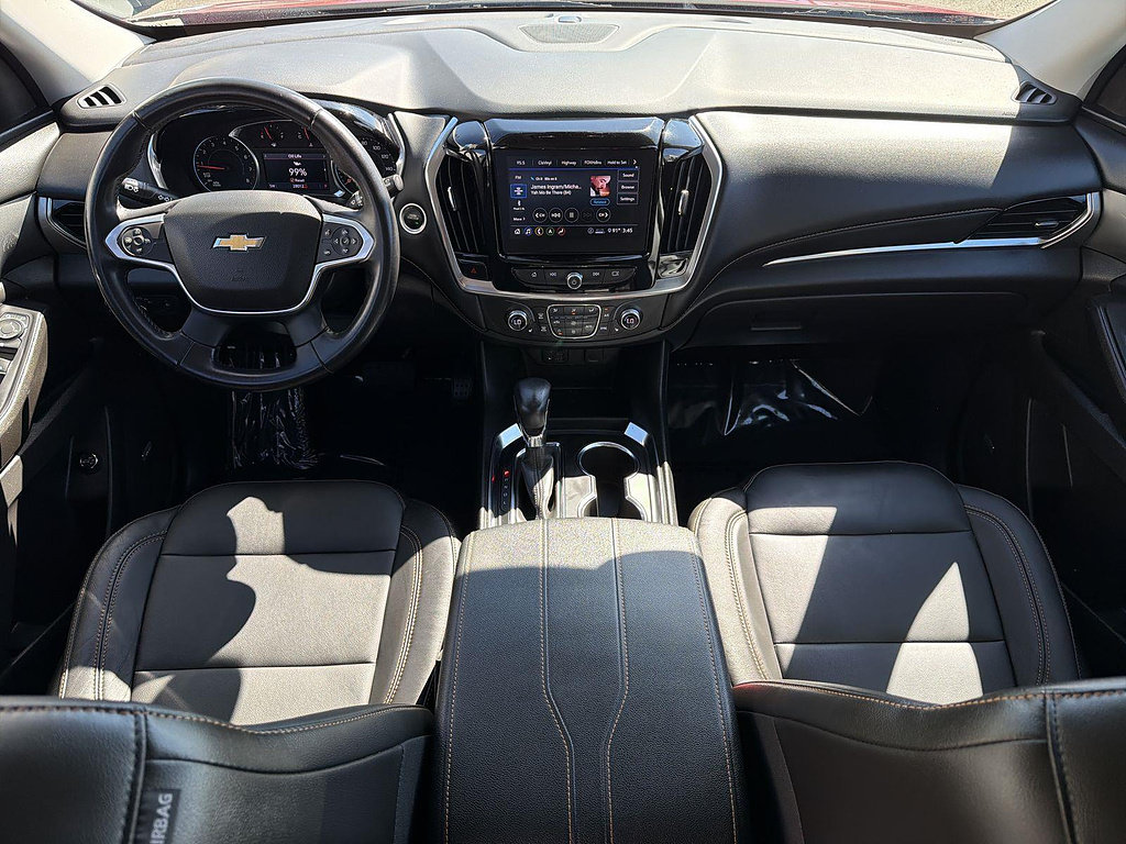 Used 2021 Chevrolet Traverse LT w/ LT Premium Package FWD image 19